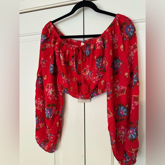 Spell Red Floral Blouse - Picture 9 of 9